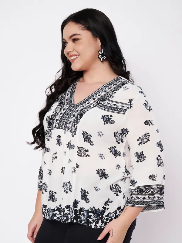 Plus_Size_Top,V_neck_full_sleeves_placemnent_printed_short_kurti