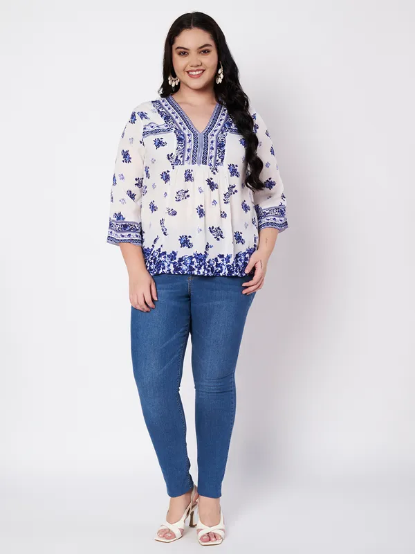Plus_Size_Top,_V_neck_full_sleeves_placemnent_printed_short_kurti