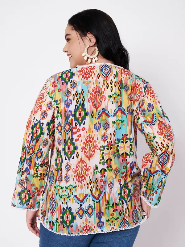Plus_Size_top,pure_soft_cambric_cotton_lace_detailing_on_neck,_front_,sleeves_and_bottom_v_neck_full_sleeves_printed_kurti_top