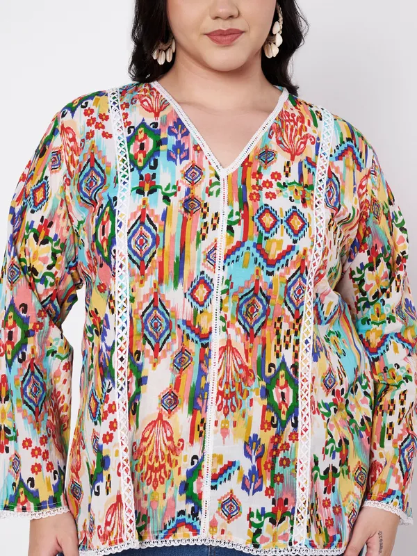 Plus_Size_top,pure_soft_cambric_cotton_lace_detailing_on_neck,_front_,sleeves_and_bottom_v_neck_full_sleeves_printed_kurti_top