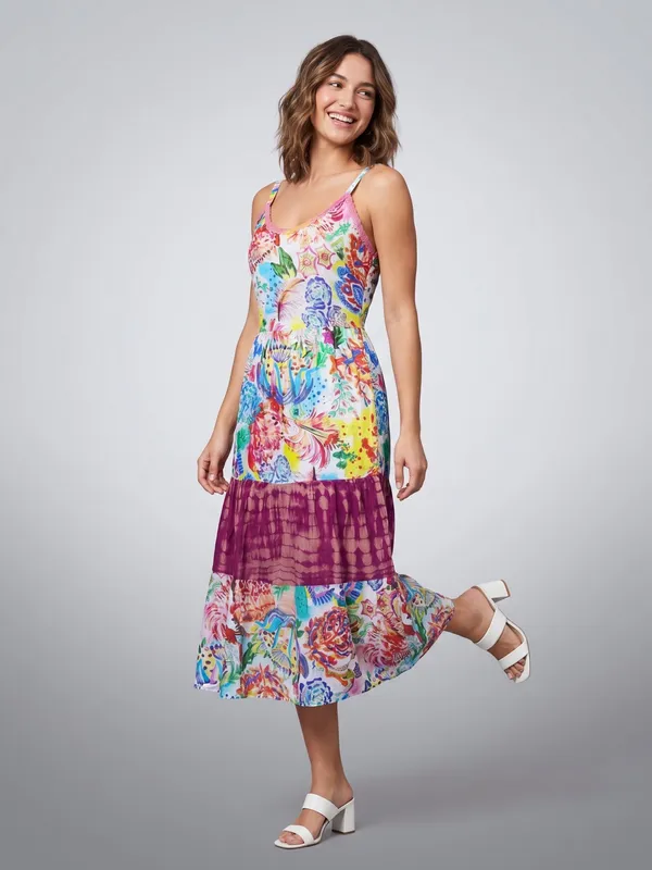 Tiered_adjustable_strap_mix_and_match_round_neck_,_belt_at_waist,_lace_and_at_neck_processed__hand_Tye_dye_washed_long_dress,beach_resort_wear