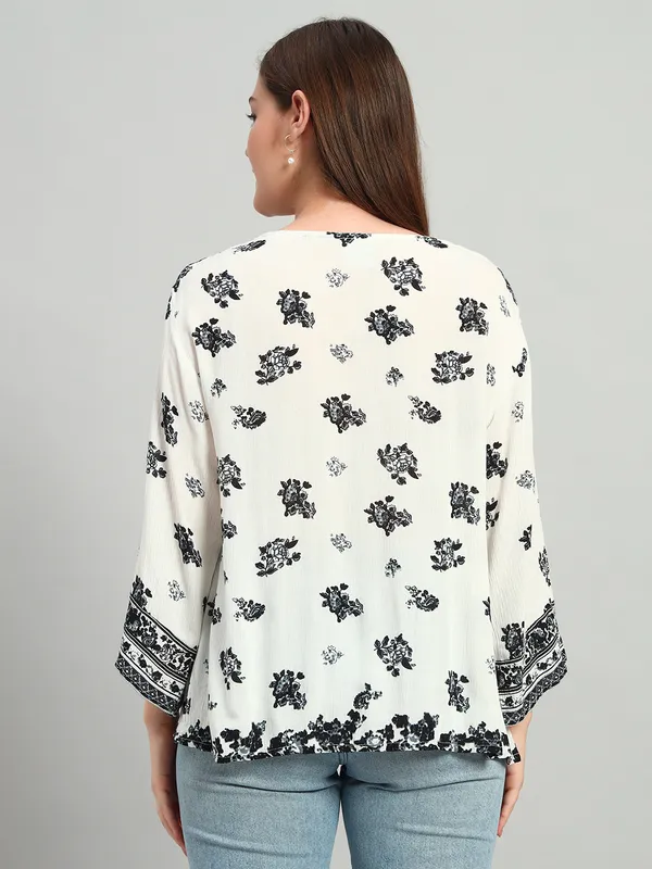 V_neck_full_sleeves_placemnent_printed_short_kurti