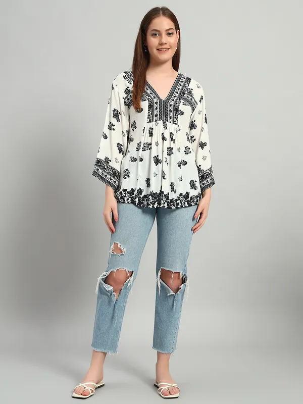 V_neck_full_sleeves_placemnent_printed_short_kurti