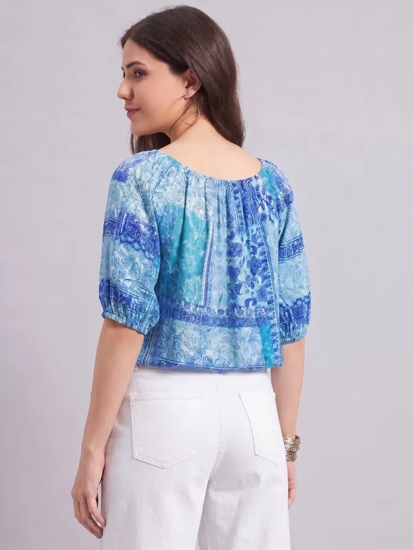 elastic_at_neck,sleeves_and_bottom,off_shoulder_neck_,_adjustable_length,3/4_slevees