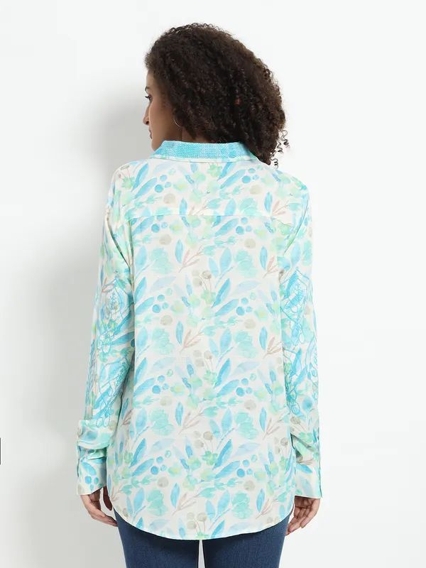 front_open_buttons_,full_sleeves_,embroidery_at_collor_and_sleeves,_women_shirt
