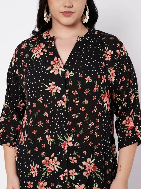 front_opening_buttons__mandarin_collor_,V_neck_,3/4_sleeves_printed_BLACK_shirt