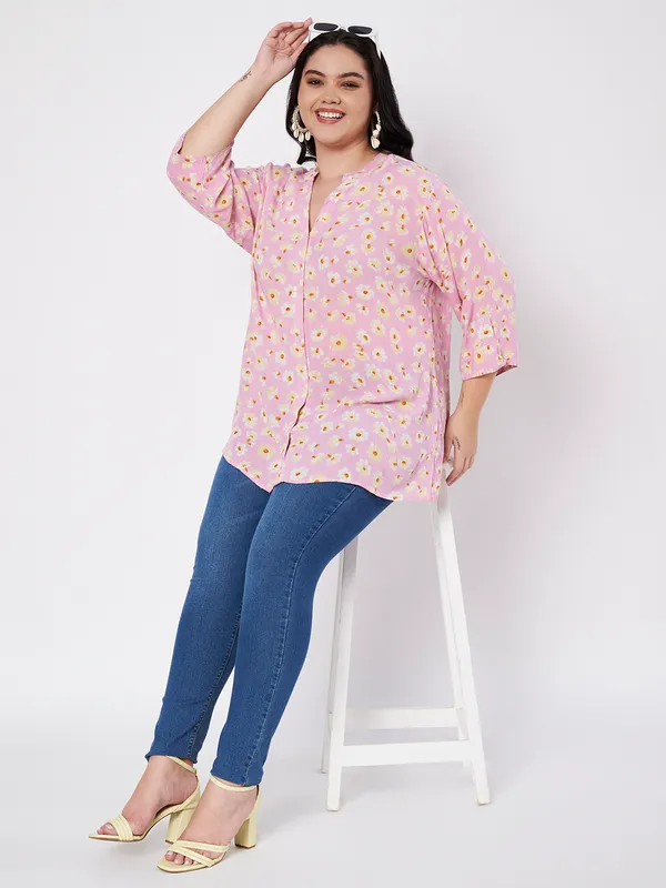 front_opening_buttons_mandarin_collor_,V_neck_,3/4_sleeves__printed_PINK_shirt