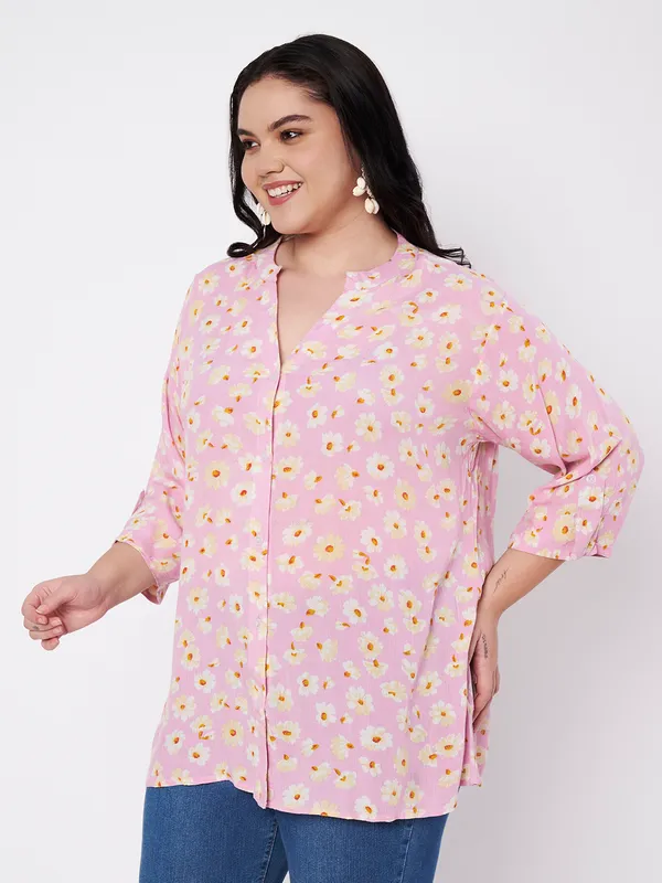 front_opening_buttons_mandarin_collor_,V_neck_,3/4_sleeves__printed_PINK_shirt
