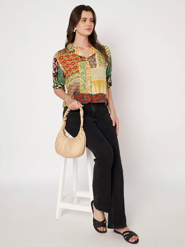 half_sleeves_,collor_front_open__buttons_,_ethnic_motif_printed__top