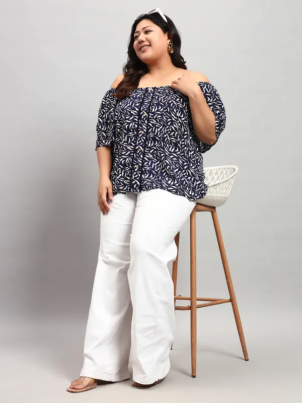 half_sleeves_,round_neck_,_elastic_on_neck,can_be_worn_off_shoulder_,lace_detailing_,cocunut_show_buttons