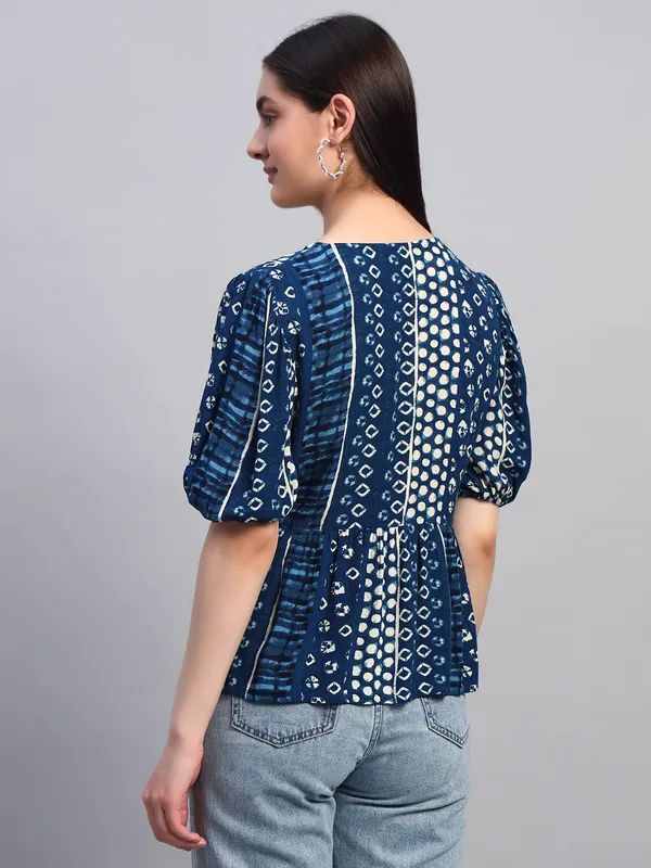 half_sleeves_v_neck_BLUE_printed_peplum_top