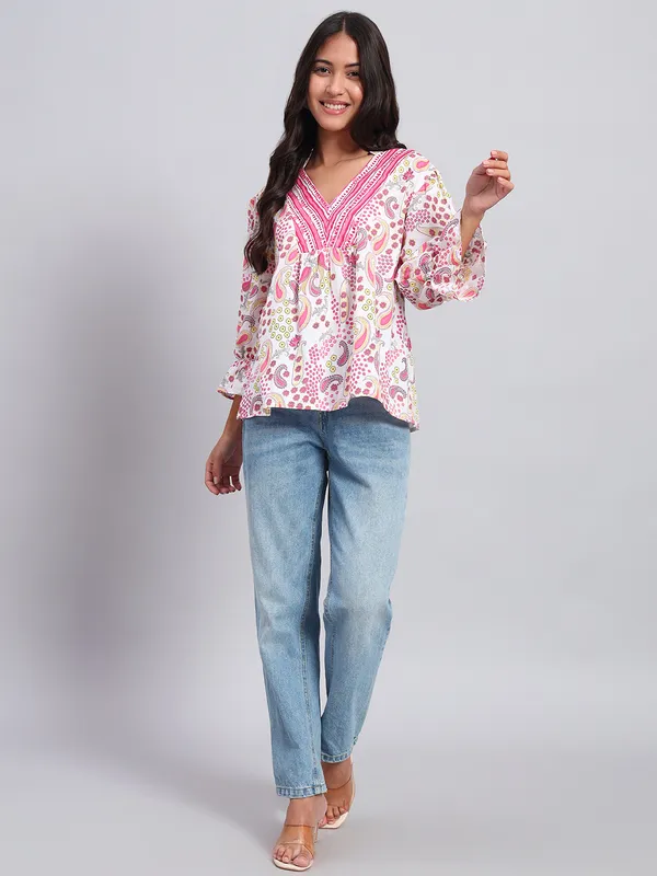 mix_n_match_mandrain_collor,_v_neck_,elastic_at_sleeves,_3/4_sleeves_cotton_paisley_printed_top