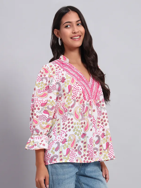 mix_n_match_mandrain_collor,_v_neck_,elastic_at_sleeves,_3/4_sleeves_cotton_paisley_printed_top