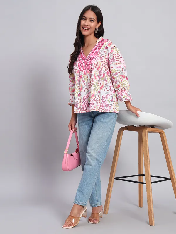 mix_n_match_mandrain_collor,_v_neck_,elastic_at_sleeves,_3/4_sleeves_cotton_paisley_printed_top