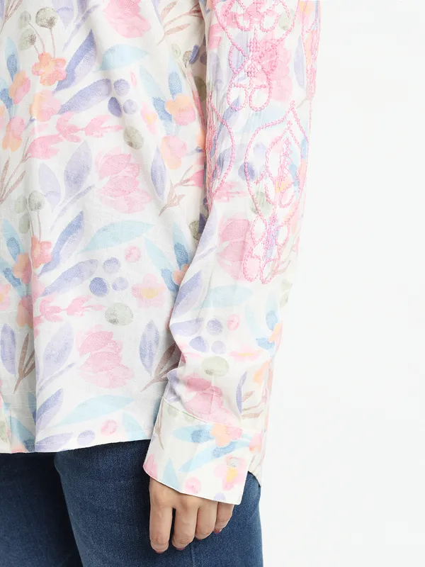 front_open_buttons_,full_sleeves_,embroidery_at_collor_and_sleeves,_women_shirt