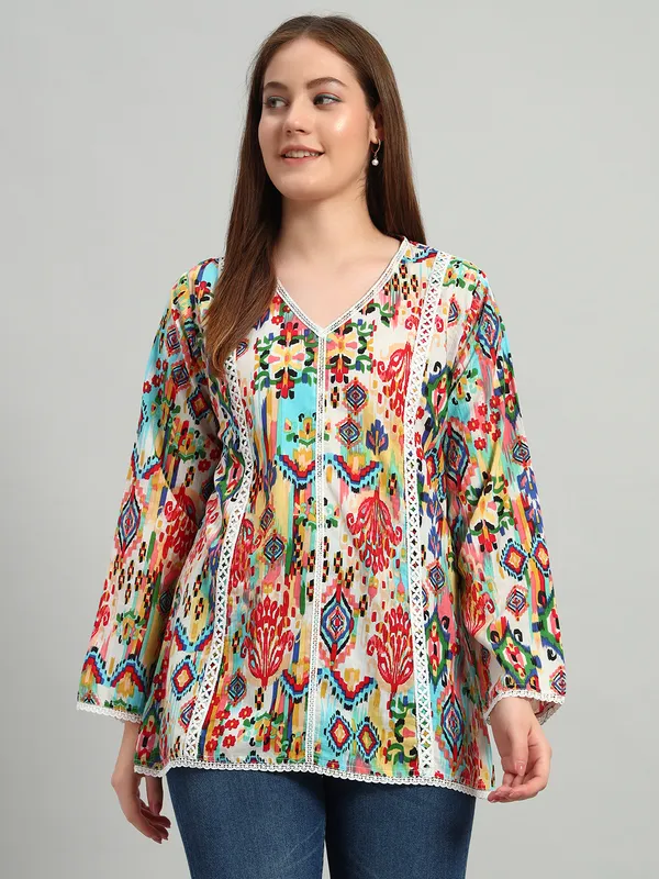 pure_soft_cambric_cotton_lace_detailing_on_neck,_front_,sleeves_and_bottom_v_neck_full_sleeves_printed_kurti_top