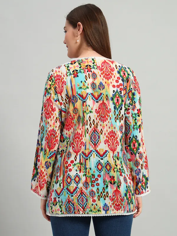pure_soft_cambric_cotton_lace_detailing_on_neck,_front_,sleeves_and_bottom_v_neck_full_sleeves_printed_kurti_top