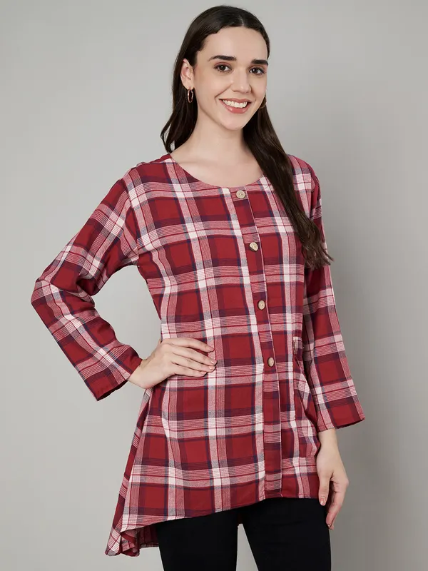 round_neck_front_pocket_with_wooden_buttons_full_sleeves_asymmetric_bottom_woven_check_top