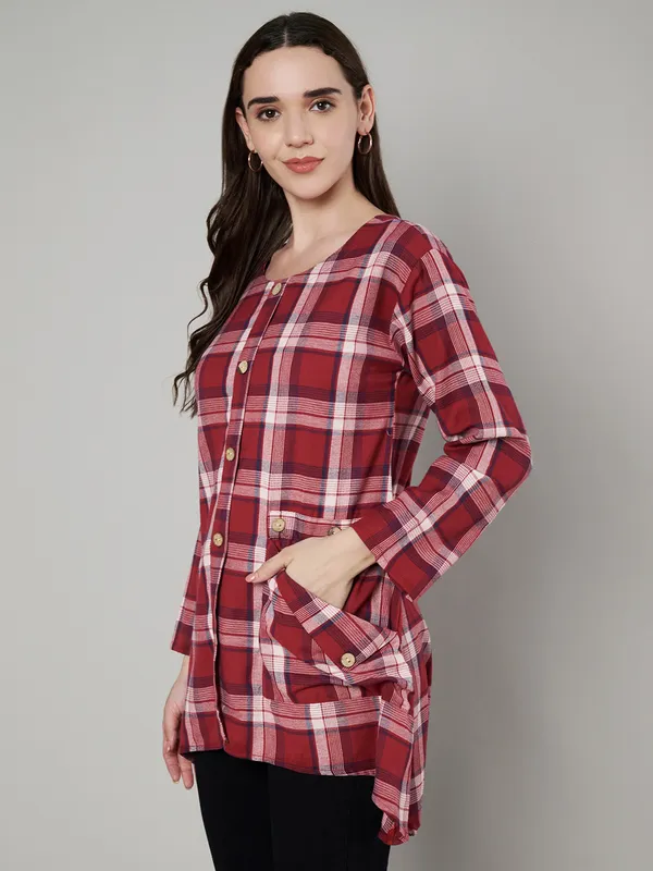 round_neck_front_pocket_with_wooden_buttons_full_sleeves_asymmetric_bottom_woven_check_top