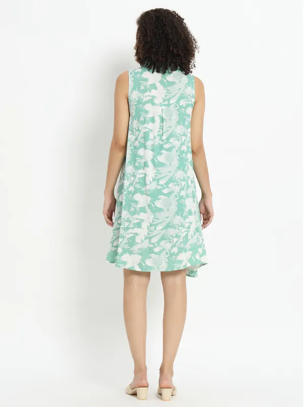 sleevless_front_button_collar_mini_dress_,_two_front_pockets