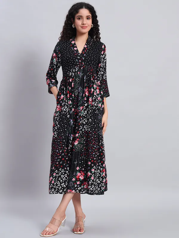 v_neck,_standing_collor,_3/4_sleeves_,pockets_full_length_midi__mix_n_match_printed_dress