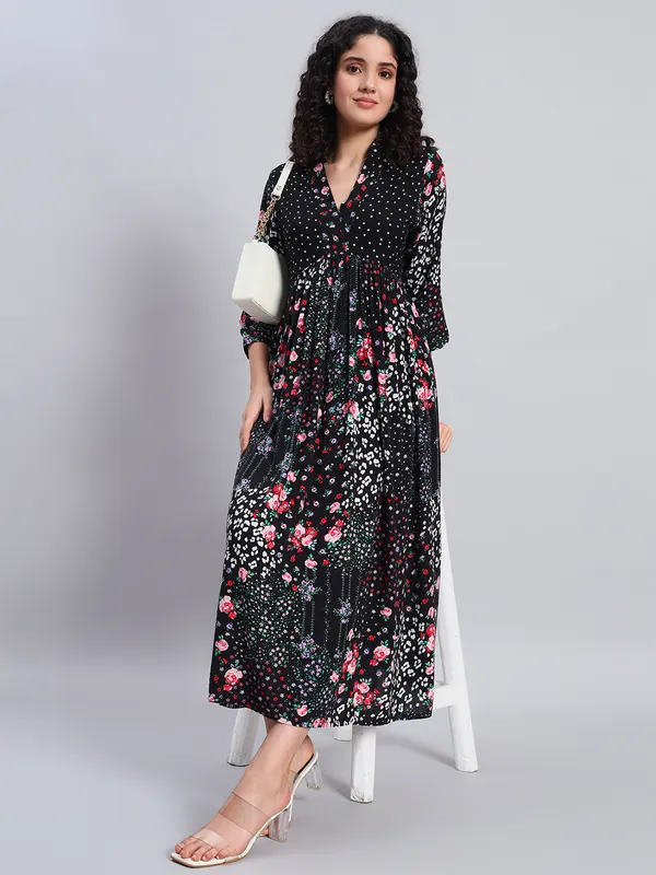 v_neck,_standing_collor,_3/4_sleeves_,pockets_full_length_midi__mix_n_match_printed_dress
