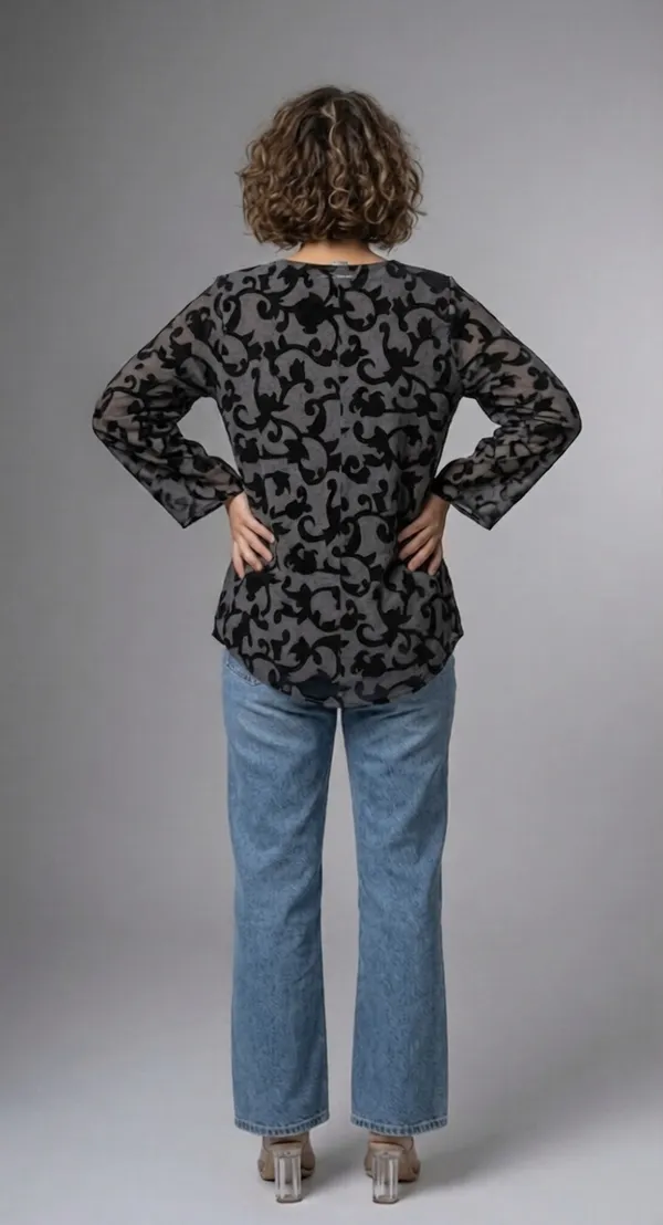 v_neck_bell_sleeves_,full_sleeves_,top_no_lining