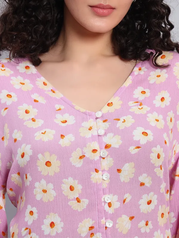 v_neck,front_open_button_,3/4_sleeves_flower_printed_top