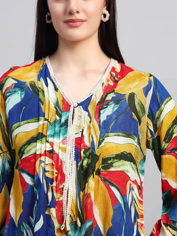 V_Neck_Full_Sleeves__Lace_Detailing_Printed_Top