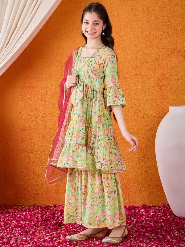 Cherry_&_Jerry_Green_Chinon_Silk_Kurta_Set_With_Dupatta
