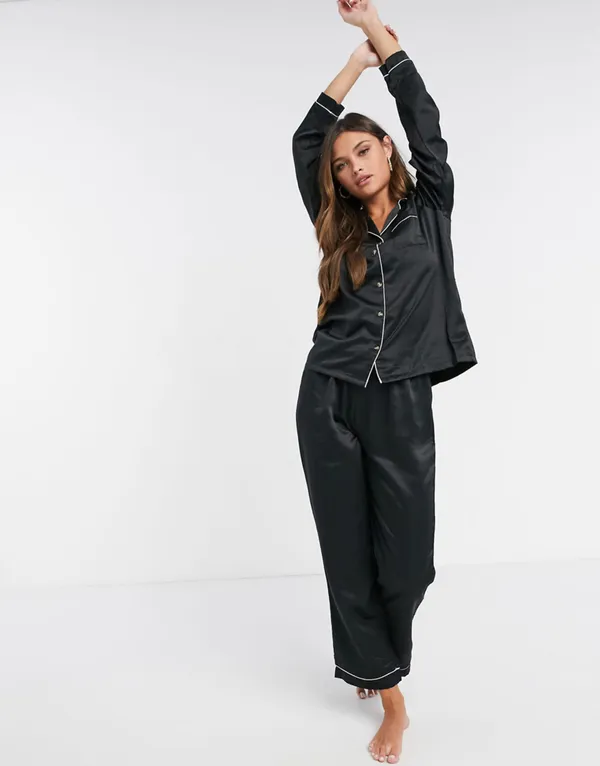 Amour_Satin_Pajama_Set_(Faux_Silk)