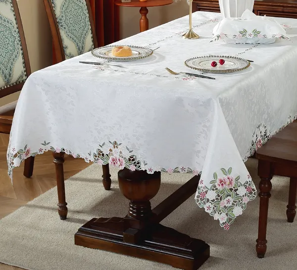Beautiful_Satin_Leaf_Design_Rectangular,_6_Seater_Dining_Table_Cover_(Size-90"_x_60"_Inches)