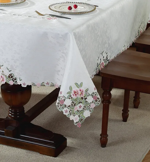 Beautiful_Satin_Leaf_Design_Rectangular,_6_Seater_Dining_Table_Cover_(Size-90"_x_60"_Inches)