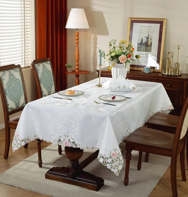 Beautiful_Satin_Leaf_Design_Rectangular,_8_Seater_Dining_Table_Cover_(Size-108"_x_60"_Inches)