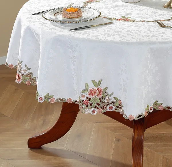 Beautiful_Satin_Leaf_Design,_4_Seater_Round_Dining_Table_Cover_(Size-60"_Inches_Round)