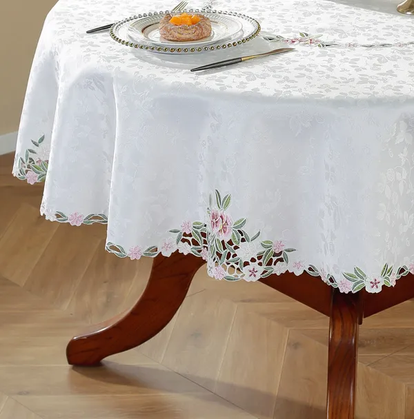 Beautiful_Satin_Leaf_Design,_4_Seater_Round_Dining_Table_Cover_(Size-60"_Inches_Round)