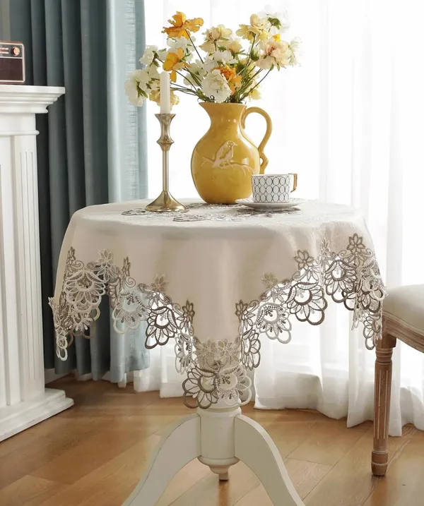 Attractive_&_Premium_Plain_Lace_Design,_6_Seater_Round_Dining_Table_Cover_(Size-72"_Inches_Round)