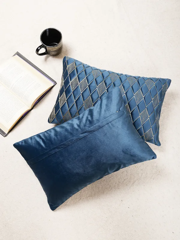 Modern_Diamond_Shaped_Golden_Thread_Embroidery_Design_Rectangular_Velvet_Cushion_Covers,_Pack_of_1_Piece_(12x18_inch.)_Blue_Color