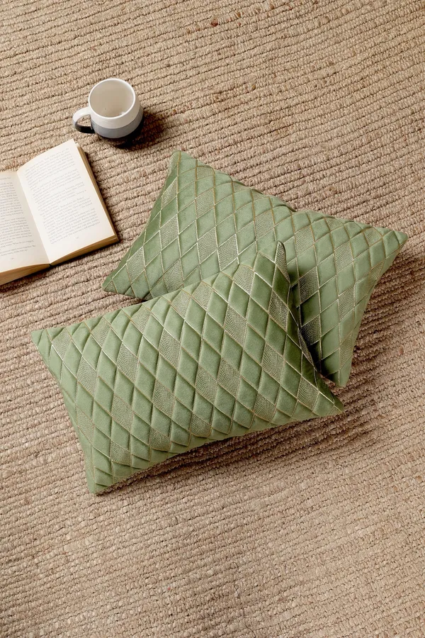 Modern_Diamond_Shaped_Golden_Thread_Embroidery_Design_Rectangular_Velvet_Cushion_Covers,_Pack_of_5_Piece_(12x18_inch.)_Green_Color
