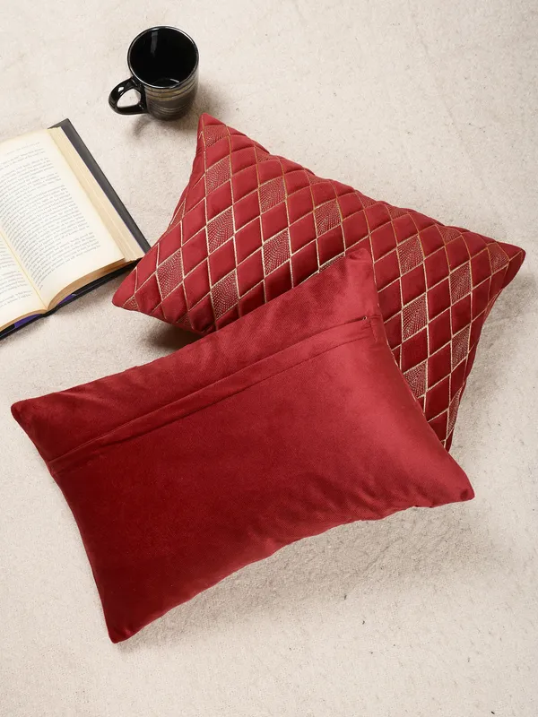 Modern_Diamond_Shaped_Golden_Thread_Embroidery_Design_Rectangular_Velvet_Cushion_Covers,_Pack_of_2_Piece_(12x18_inch.)_Maroon_Color