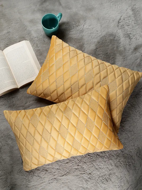Modern_Diamond_Shaped_Golden_Thread_Embroidery_Design_Rectangular_Velvet_Cushion_Covers,_Pack_of_5_Piece_(12x18_inch.)_Yellow_Color