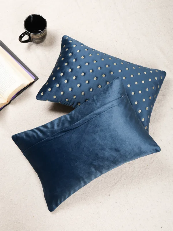 Modern_Dot_Design_Rectangular_Velvet_Cushion_Covers,_Pack_of_5_Piece_(12x18_inch.)_Blue_Color