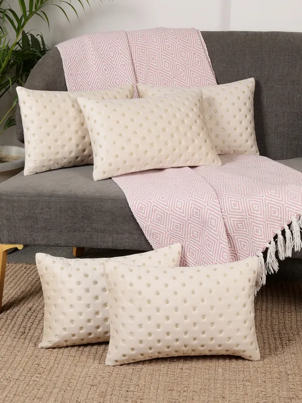 Modern_Dot_Design_Rectangular_Velvet_Cushion_Covers,_Pack_of_5_Piece_(12x18_inch.)_Cream_Color