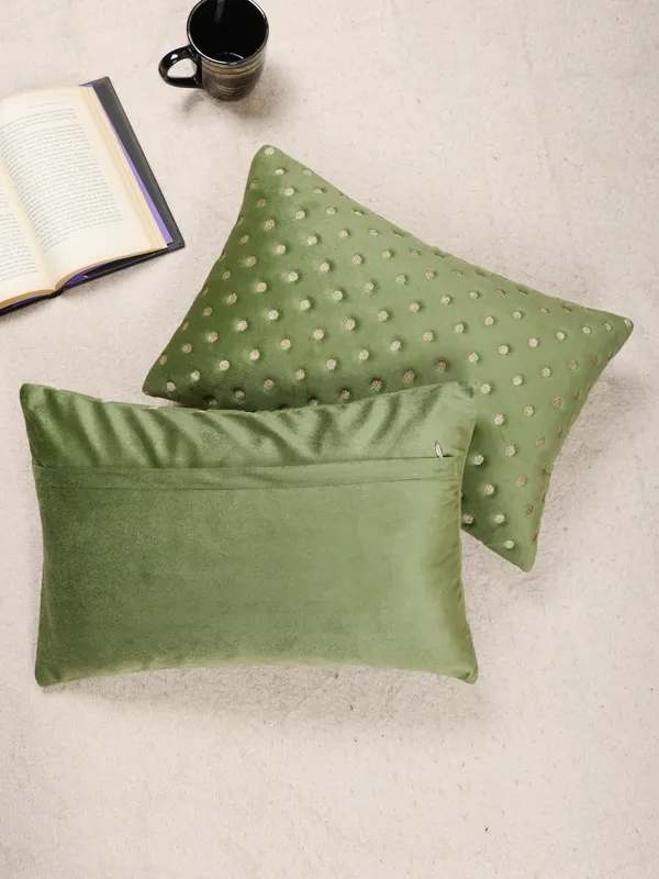 Modern_Dot_Design_Rectangular_Velvet_Cushion_Covers,_Pack_of_1_Piece_(12x18_inch.)_Green_Color