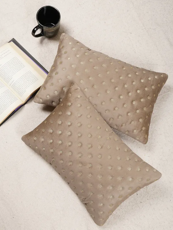 Modern_Dot_Design_Rectangular_Velvet_Cushion_Covers,_Pack_of_5_Piece_(12x18_inch.)_Mouse_Color