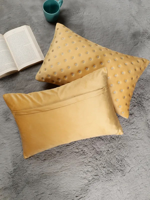 Modern_Dot_Design_Rectangular_Velvet_Cushion_Covers,_Pack_of_2_Piece_(12x18_inch.)_Yellow_Color