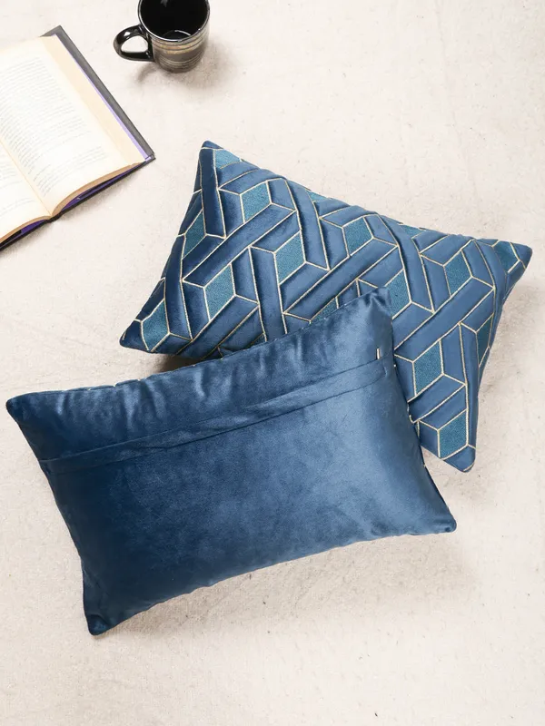 Decorative_Geaometric_EYE_Design_Rectangular_Velvet_Cushion_Covers,_Pack_of_5_Piece_(12x18_inch.)_Blue_Color