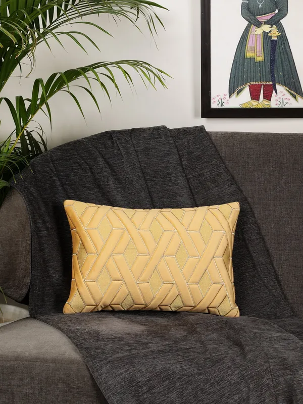 Decorative_Geaometric_EYE_Design_Rectangular_Velvet_Cushion_Covers,_Pack_of_1_Piece_(12x18_inch.)_Yellow_Color