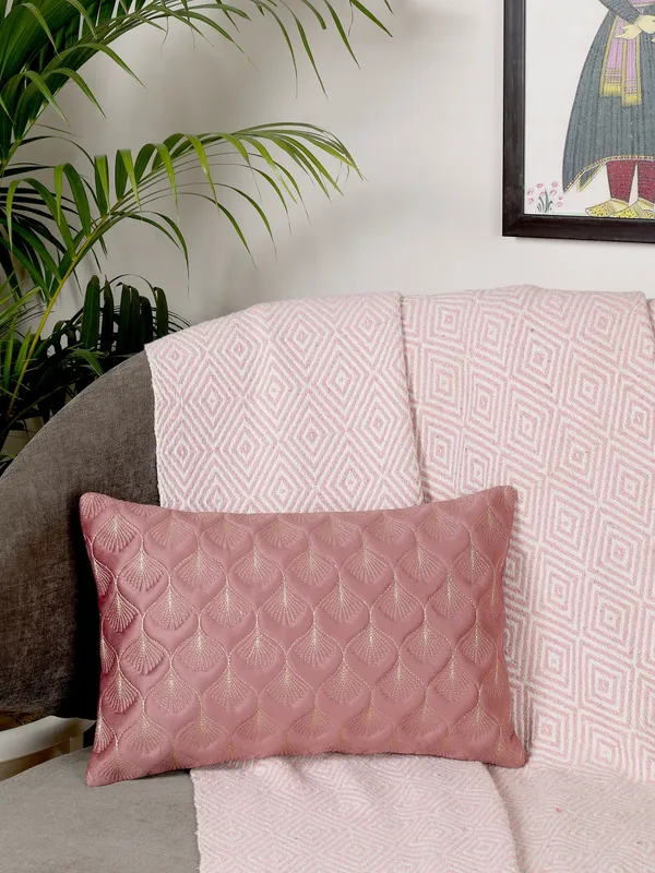 Elegant_Feather_Design_Rectangular_Velvet_Cushion_Covers,_Pack_of_1_Piece_(12x18_inch.)_Gajari_Color