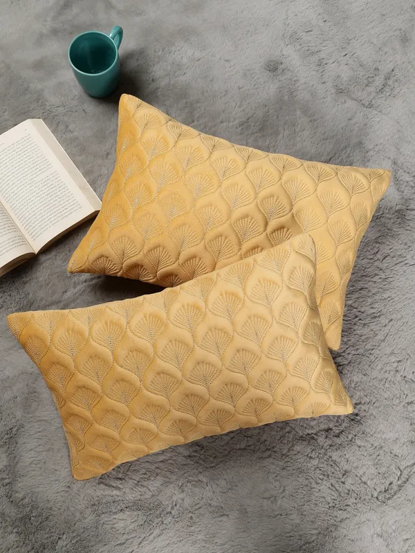 Elegant_Feather_Design_Rectangular_Velvet_Cushion_Covers,_Pack_of_1_Piece_(12x18_inch.)_Yellow_Color